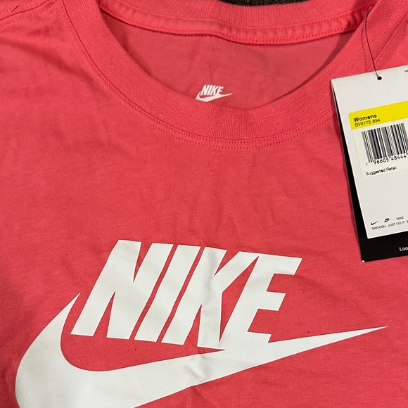 Nike Coral Cropped Tee with White Logo - Picture 3 of 4